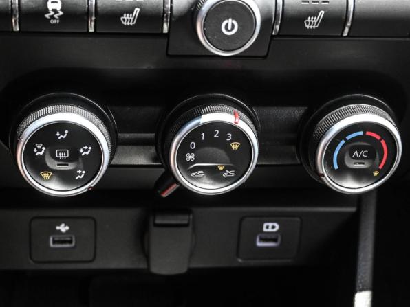 Lada (ВАЗ) Vesta I Рестайлинг (NG) с пробегом 2025 года, цена 1 439 000 рублей, 10038 км, седан, Автокод Объявления