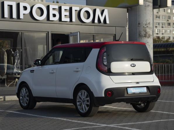Kia Soul II Рестайлинг с пробегом 2019 года, цена 1 730 000 рублей, 69135 км, хэтчбек, Автокод Объявления