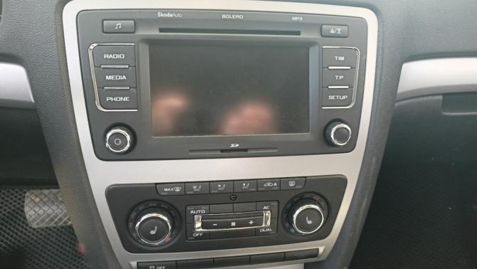 Skoda Octavia II (A5) Рестайлинг с пробегом 2012 года, цена 785 000 рублей, 221000 км, лифтбек, Автокод Объявления