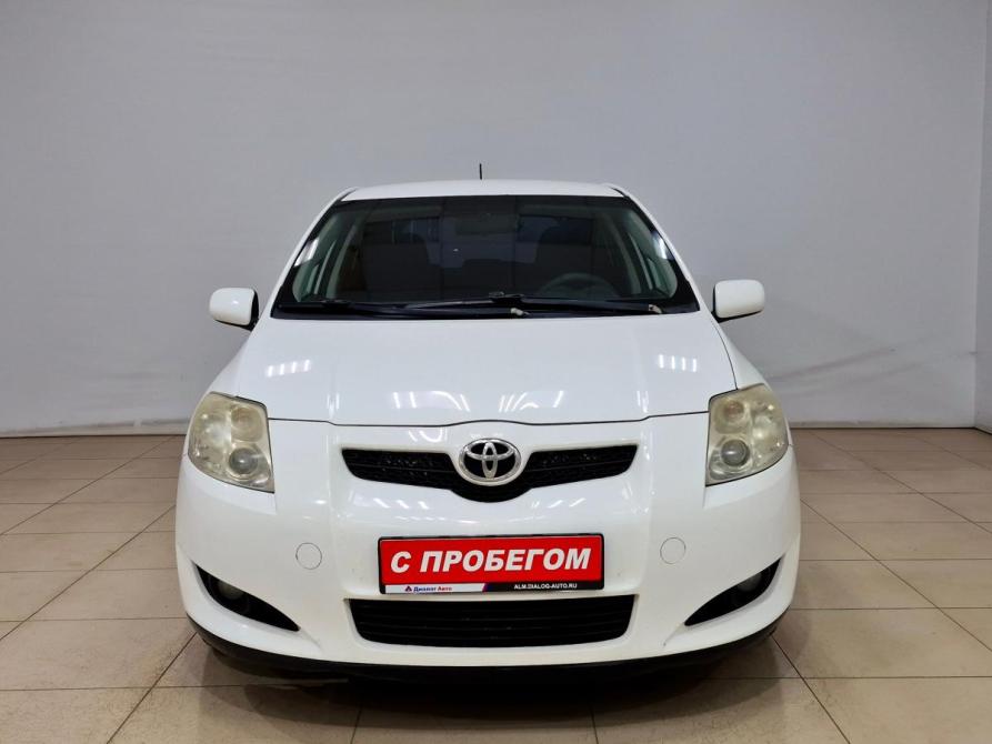 Toyota Auris I Альметьевск  - изображение 2