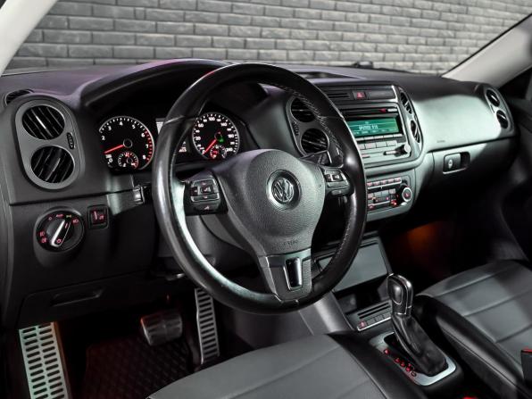 Volkswagen Tiguan I Рестайлинг с пробегом 2012 года, цена 1 300 000 рублей, 183386 км, внедорожник, Автокод Объявления