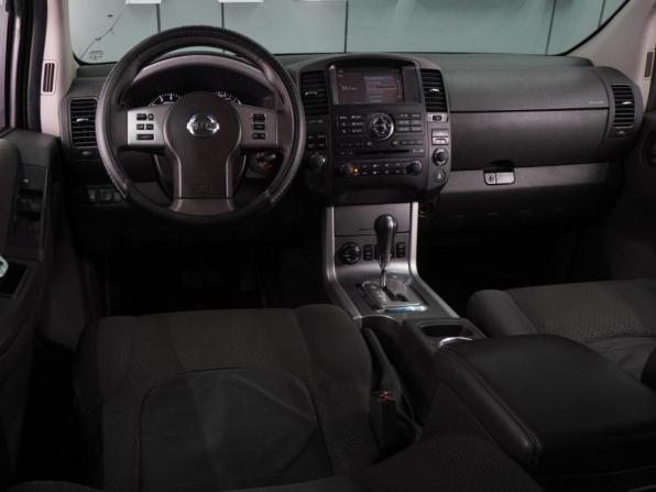 Nissan Pathfinder III Рестайлинг с пробегом 2014 года, цена 1 749 000 рублей, 286848 км, внедорожник, Автокод Объявления