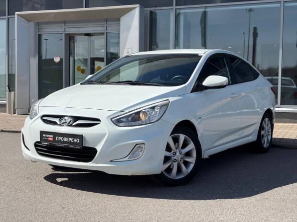 Hyundai Solaris I с пробегом 2013 года, цена 665 000 рублей, 132783 км, седан, Автокод Объявления