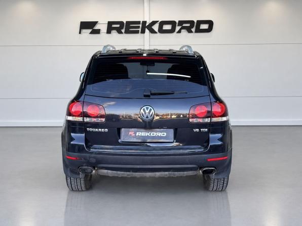 Volkswagen Touareg I Рестайлинг с пробегом 2007 года, цена 1 039 000 рублей, 295524 км, внедорожник, Автокод Объявления