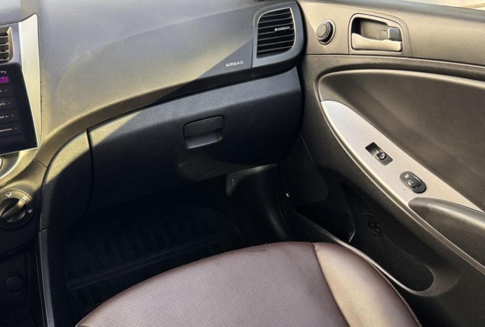 Hyundai Solaris I Рестайлинг Владимир  - изображение 16