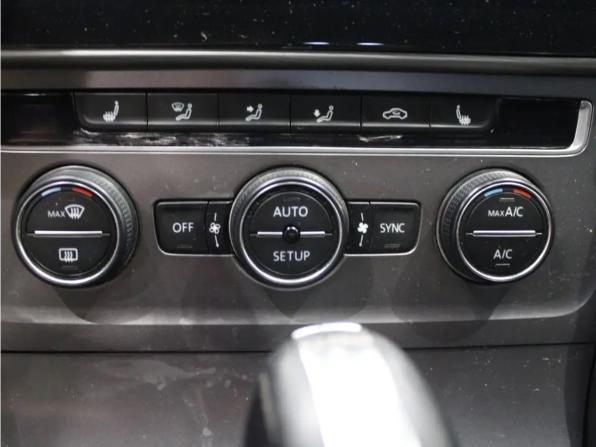 Volkswagen Golf VII с пробегом 2013 года, цена 750 000 рублей, 203000 км, хэтчбек, Автокод Объявления