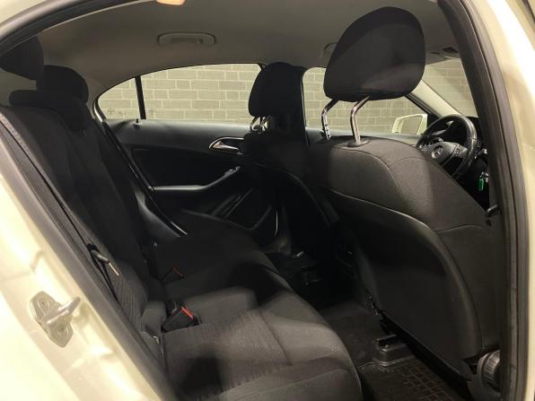 Mercedes-Benz A-Класс III (W176) с пробегом 2014 года, цена 1 300 000 рублей, 249850 км, хэтчбек, Автокод Объявления