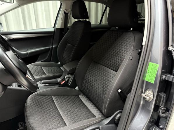 Skoda Octavia III (A7) Рестайлинг с пробегом 2017 года, цена 1 849 000 рублей, 141441 км, лифтбек, Автокод Объявления