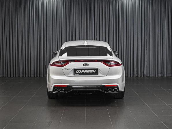 Kia Stinger I с пробегом 2019 года, цена 2 189 000 рублей, 90782 км, лифтбек, Автокод Объявления