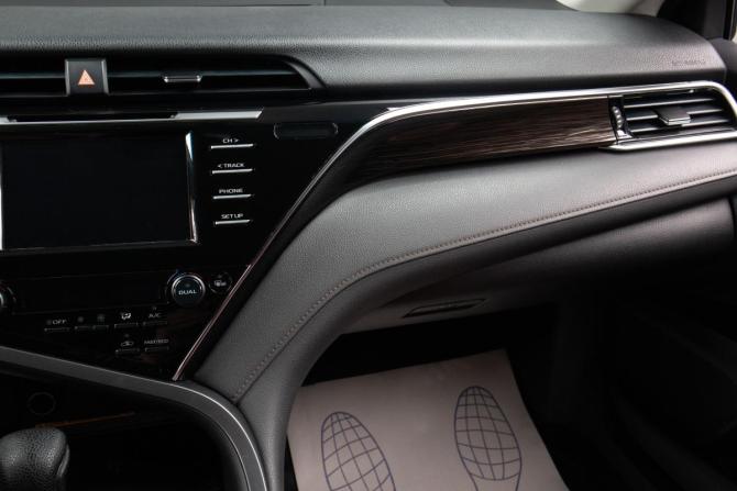 Toyota Camry VIII (XV70) с пробегом 2018 года, цена 2 099 000 рублей, 183923 км, седан, Автокод Объявления