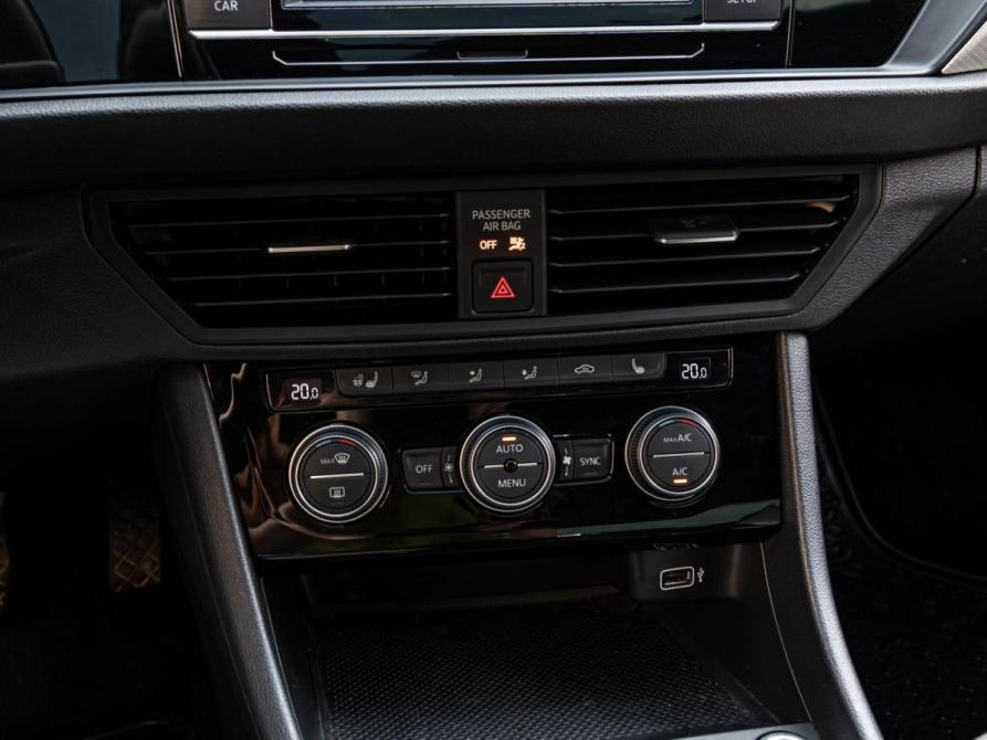 Volkswagen Jetta VII Краснодар  - изображение 15