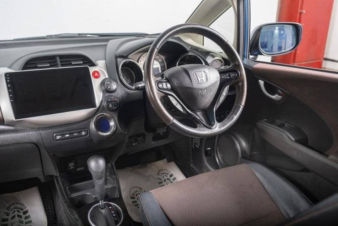 Honda Fit Shuttle I с пробегом 2011 года, цена 1 069 000 рублей, 201000 км, универсал, Автокод Объявления