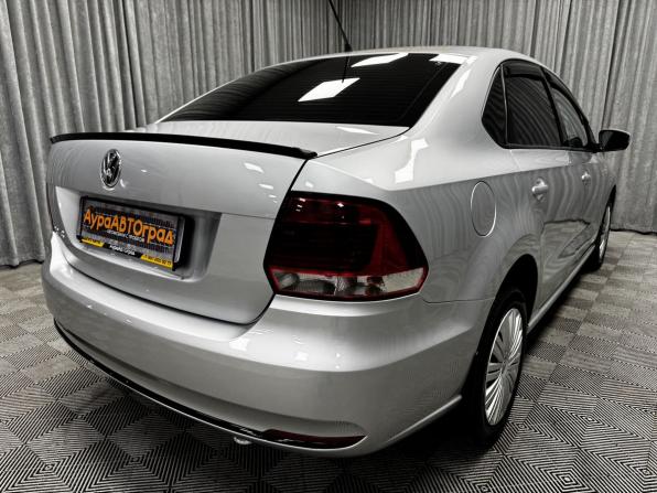 Volkswagen Polo V Рестайлинг с пробегом 2016 года, цена 999 000 рублей, 164133 км, седан, Автокод Объявления