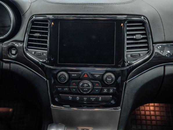 Jeep Grand Cherokee IV (WK2) Рестайлинг с пробегом 2021 года, цена 3 424 000 рублей, 212846 км, внедорожник, Автокод Объявления