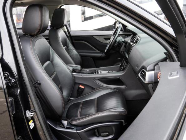 Jaguar F-Pace I с пробегом 2016 года, цена 2 240 000 рублей, 155898 км, внедорожник, Автокод Объявления
