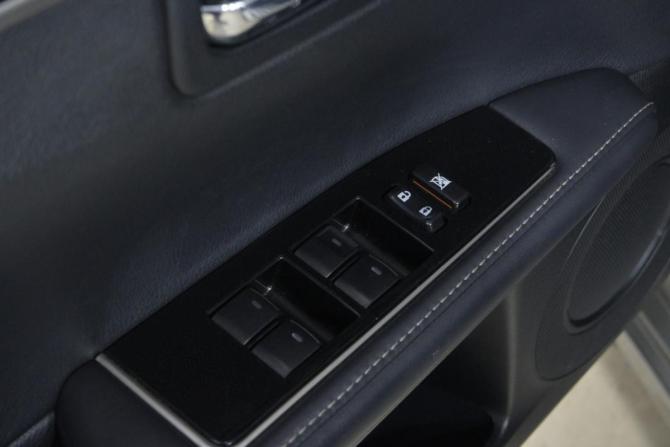 Lexus ES VI Рестайлинг с пробегом 2016 года, цена 2 440 000 рублей, 148594 км, седан, Автокод Объявления