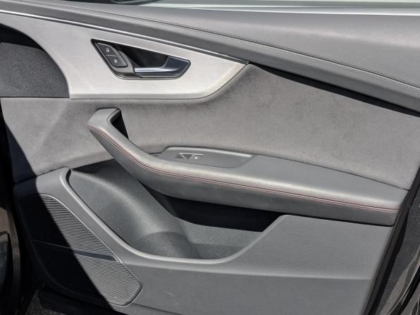 Audi Q8 I (4M) Рестайлинг с пробегом 2024 года, цена 11 250 000 рублей, 18062 км, внедорожник, Автокод Объявления
