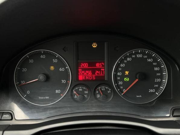 Volkswagen Jetta V с пробегом 2009 года, цена 625 000 рублей, 225250 км, седан, Автокод Объявления