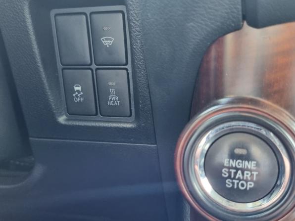 Toyota Land Cruiser Prado 150 Series Рестайлинг 1 с пробегом 2016 года, цена 4 390 000 рублей, 167563 км, внедорожник, Автокод Объявления