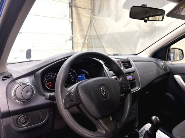Renault Sandero II с пробегом 2016 года, цена 950 000 рублей, 63421 км, хэтчбек, Автокод Объявления