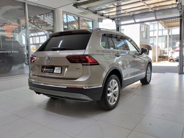 Volkswagen Tiguan II с пробегом 2018 года, цена 2 500 000 рублей, 138800 км, внедорожник, Автокод Объявления