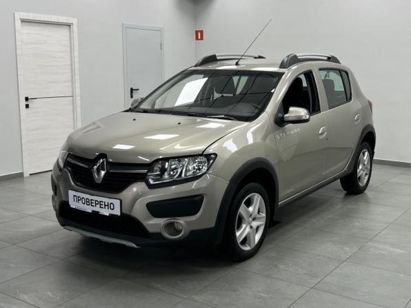 Renault Sandero II с пробегом 2017 года, цена 880 000 рублей, 116000 км, хэтчбек, Автокод Объявления