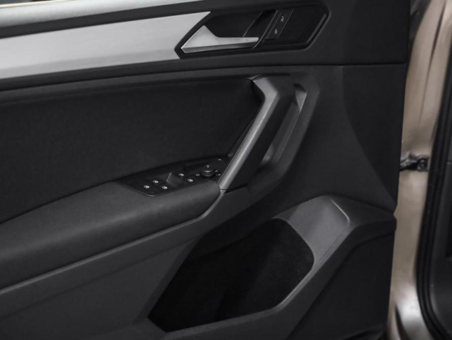 Volkswagen Tiguan II Рестайлинг Санкт-Петербург  - изображение 21