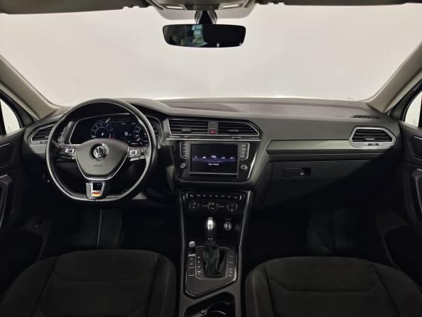 Volkswagen Tiguan II с пробегом 2017 года, цена 1 790 000 рублей, 209923 км, внедорожник, Автокод Объявления