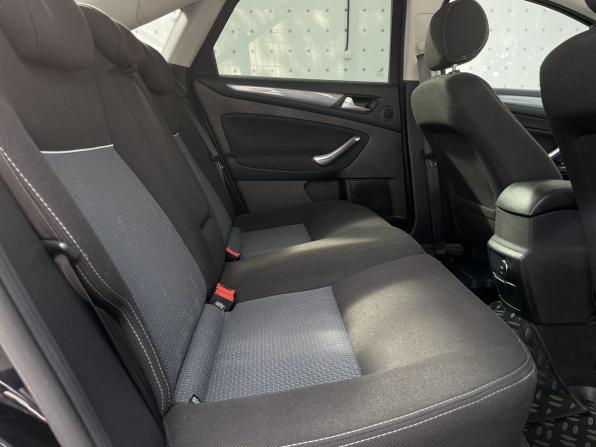 Ford Mondeo IV Рестайлинг с пробегом 2012 года, цена 995 000 рублей, 202837 км, седан, Автокод Объявления