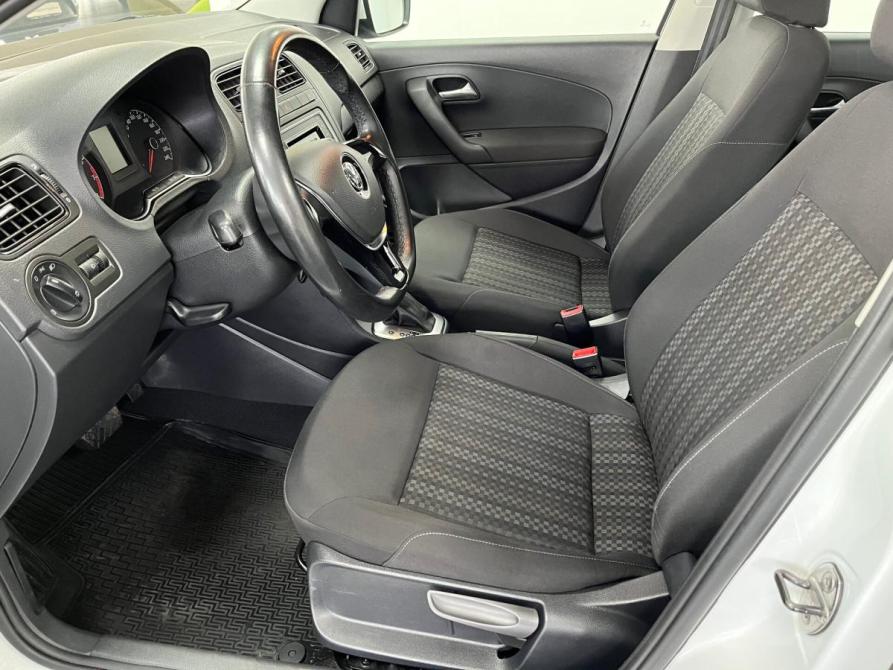 Volkswagen Polo V Рестайлинг Киров  - изображение 9