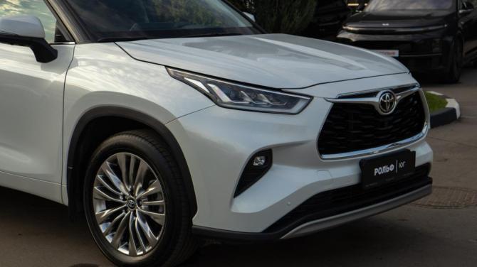 Toyota Highlander IV (XU70) с пробегом 2025 года, цена 5 088 000 рублей, 18139 км, внедорожник, Автокод Объявления