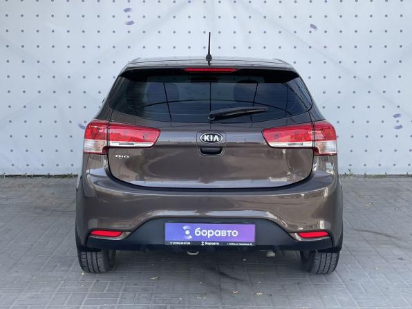 Kia Rio III Рестайлинг с пробегом 2016 года, цена 1 100 000 рублей, 108667 км, хэтчбек, Автокод Объявления