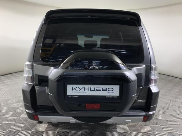 Mitsubishi Pajero IV Рестайлинг 2 с пробегом 2017 года, цена 2 910 000 рублей, 148359 км, внедорожник, Автокод Объявления