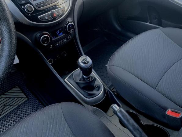 Hyundai Solaris I Рестайлинг с пробегом 2016 года, цена 1 073 000 рублей, 85186 км, седан, Автокод Объявления