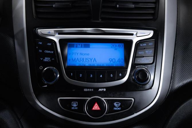 Hyundai Solaris I с пробегом 2012 года, цена 790 000 рублей, 164002 км, хэтчбек, Автокод Объявления