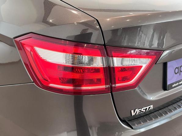 Lada (ВАЗ) Vesta I с пробегом 2018 года, цена 850 000 рублей, 144383 км, седан, Автокод Объявления