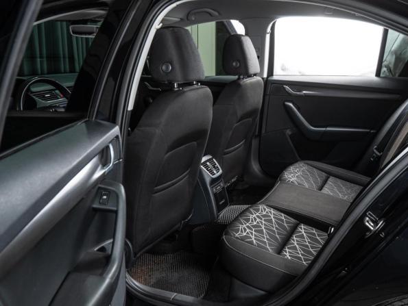 Skoda Octavia III (A7) Рестайлинг с пробегом 2019 года, цена 1 925 000 рублей, 168545 км, лифтбек, Автокод Объявления