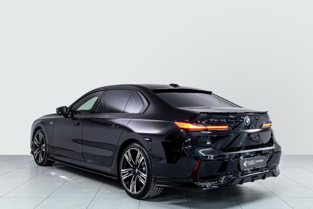 BMW 7 серии VII (G70) Казань  - изображение 6