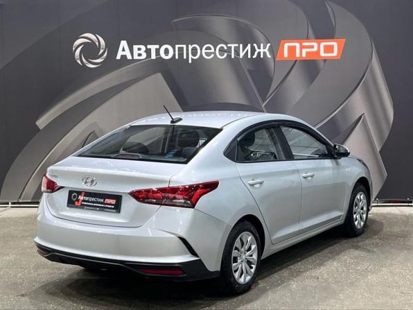 Hyundai Solaris II Рестайлинг с пробегом 2021 года, цена 1 248 000 рублей, 100308 км, седан, Автокод Объявления