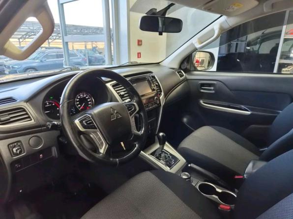 Mitsubishi L200 V Рестайлинг с пробегом 2019 года, цена 3 000 000 рублей, 195000 км, offers.body_type.unknown, Автокод Объявления