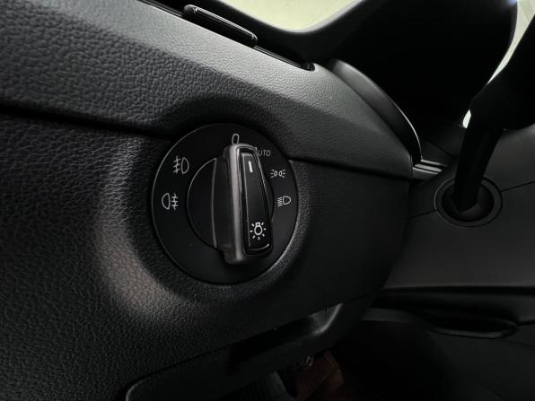 Skoda Octavia III (A7) Рестайлинг с пробегом 2020 года, цена 2 430 000 рублей, 39825 км, лифтбек, Автокод Объявления