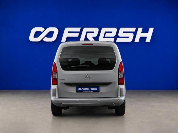 Opel Combo PCMA с пробегом 2022 года, цена 1 677 444 рубля, 159516 км, фургон, Автокод Объявления
