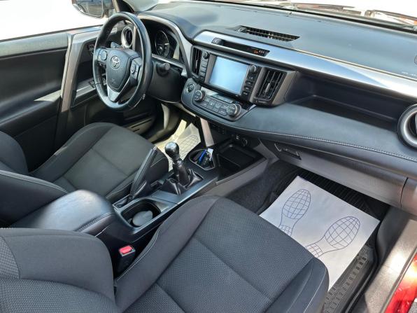 Toyota RAV4 IV (XA40) Рестайлинг с пробегом 2018 года, цена 2 760 000 рублей, 51571 км, внедорожник, Автокод Объявления