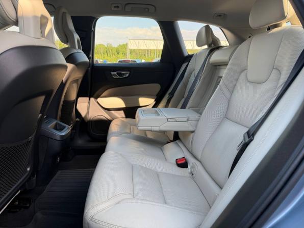Volvo XC60 II с пробегом 2018 года, цена 3 385 000 рублей, 153000 км, внедорожник, Автокод Объявления