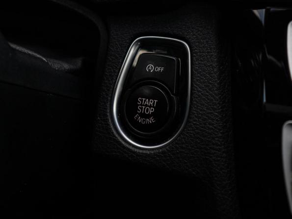 BMW 3 серии VI (F3x) Рестайлинг с пробегом 2018 года, цена 2 330 000 рублей, 165216 км, лифтбек, Автокод Объявления