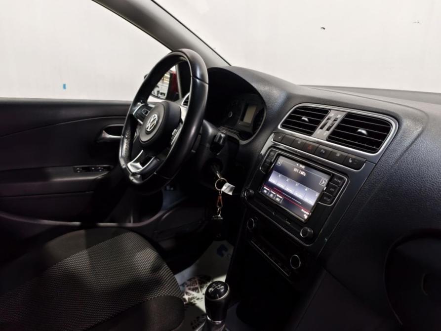 Volkswagen Polo V Рестайлинг Курск  - изображение 6