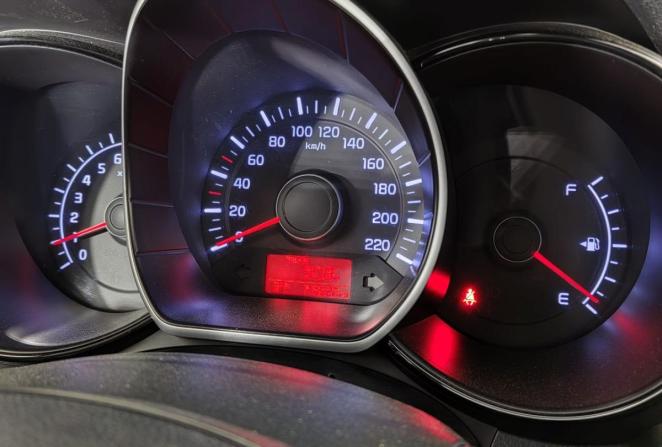 Kia Rio III Рестайлинг с пробегом 2016 года, цена 960 000 рублей, 149600 км, седан, Автокод Объявления