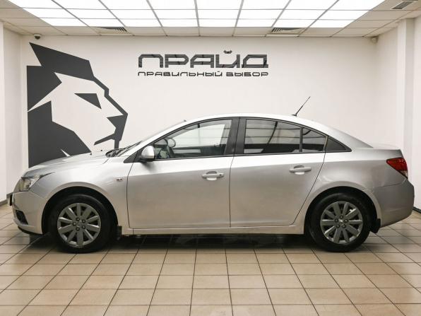 Chevrolet Cruze I с пробегом 2010 года, цена 599 900 рублей, 329700 км, седан, Автокод Объявления