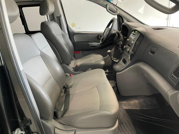 Hyundai Grand Starex I с пробегом 2010 года, цена 933 000 рублей, 251235 км, минивэн, Автокод Объявления