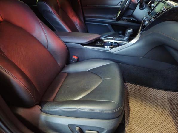 Toyota Camry VIII (XV70) с пробегом 2019 года, цена 2 060 000 рублей, 195928 км, седан, Автокод Объявления